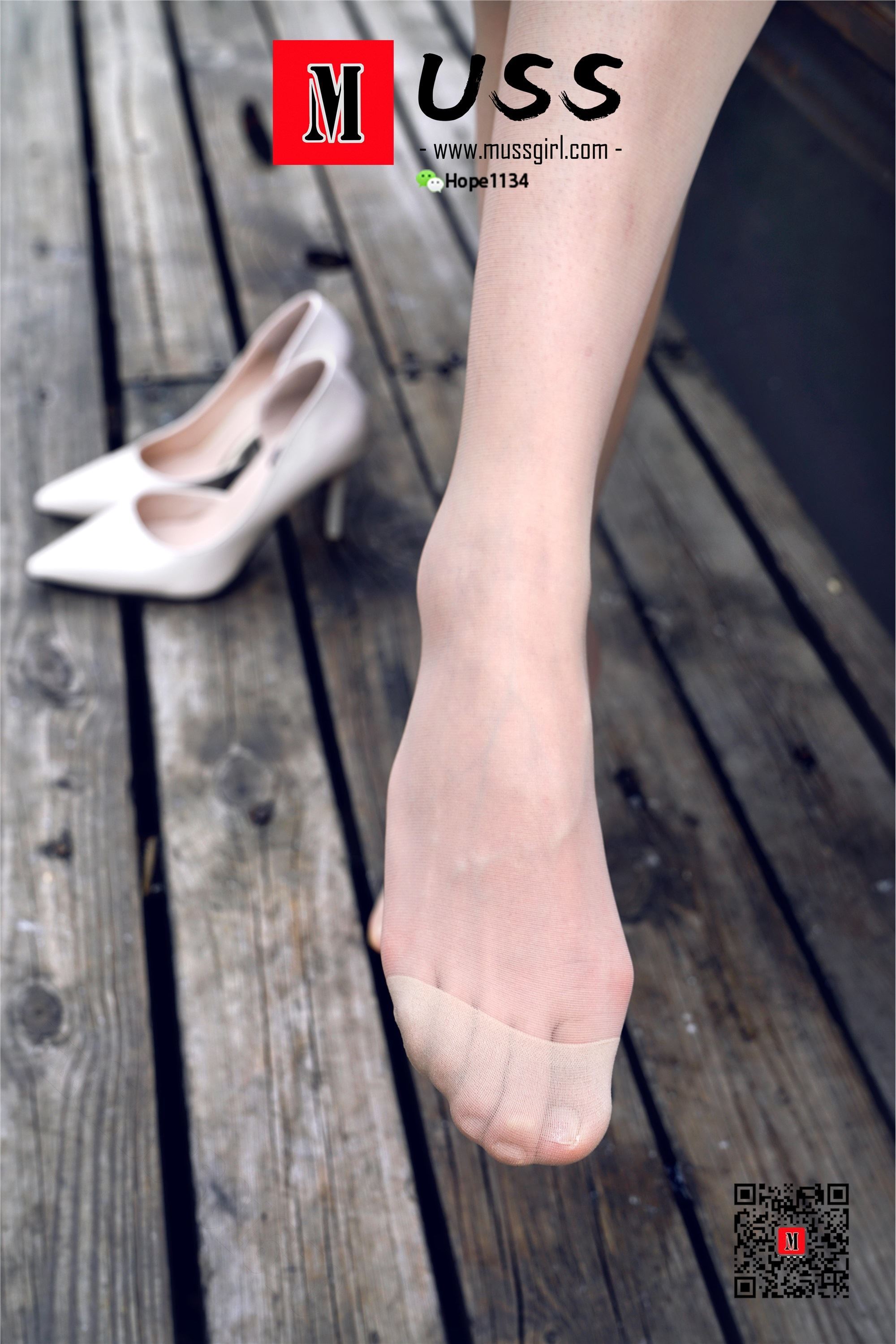 MussGirl慕丝女郎  NO.079 女神的腿从来不是天生的